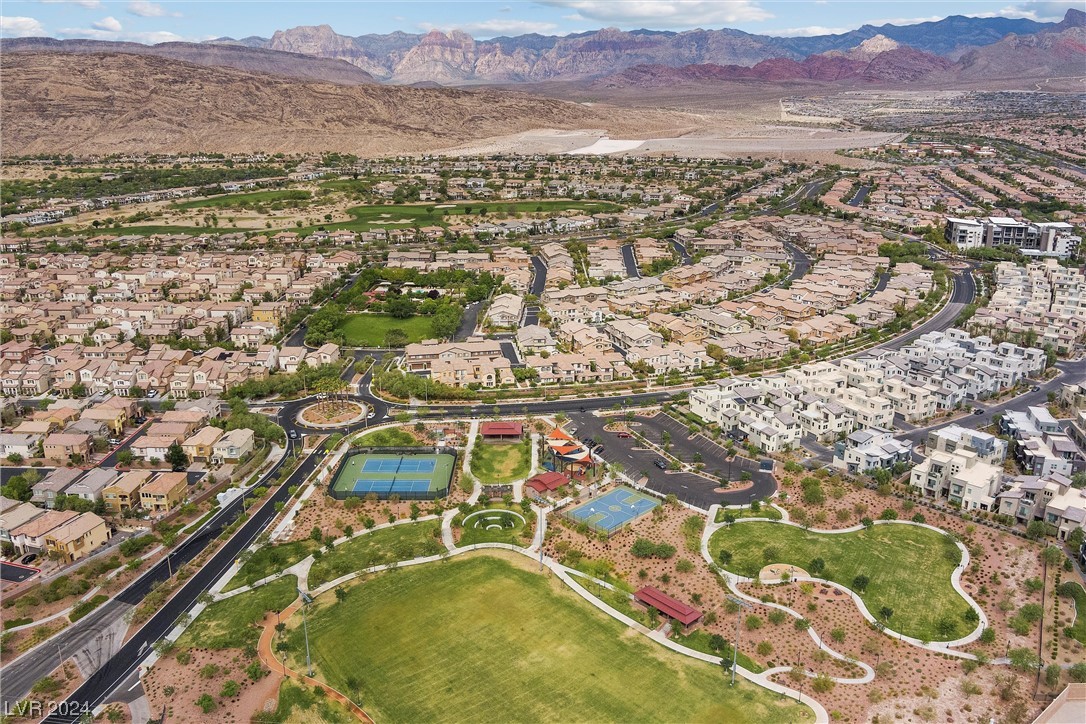 11257 Rainbow Peak Avenue 206