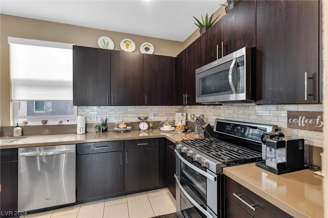 11257 Rainbow Peak Avenue 206