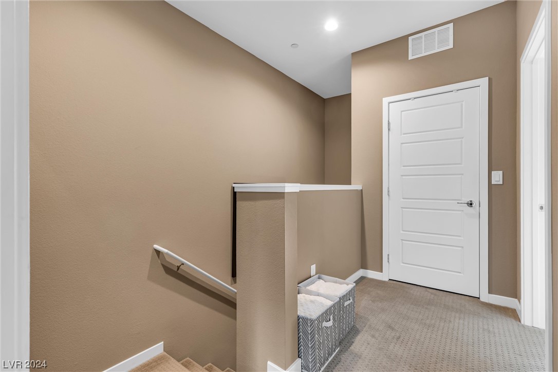 11257 Rainbow Peak Avenue 206