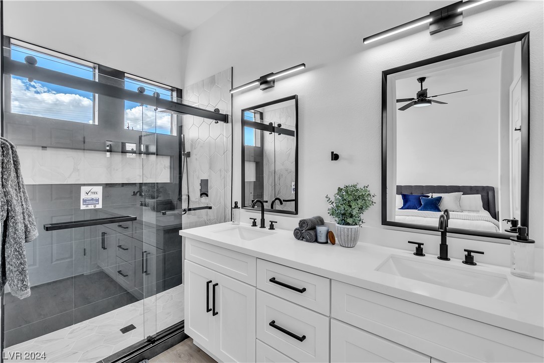 2245 Sun Cliffs Street