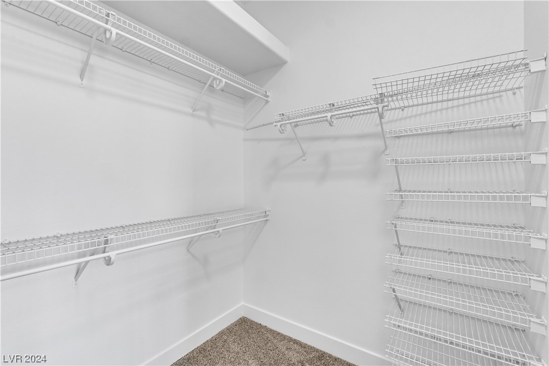 2245 Sun Cliffs Street