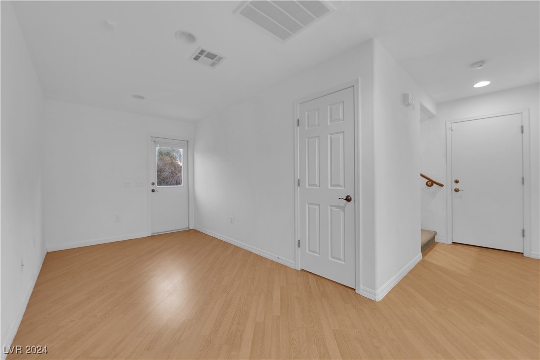 125 Silver Rings Avenue