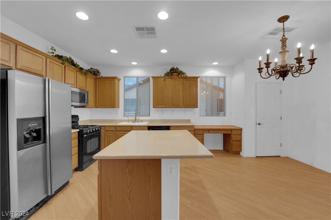 125 Silver Rings Avenue