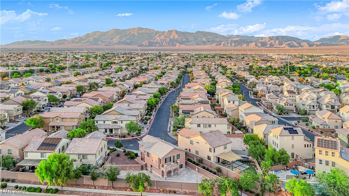 125 Silver Rings Avenue