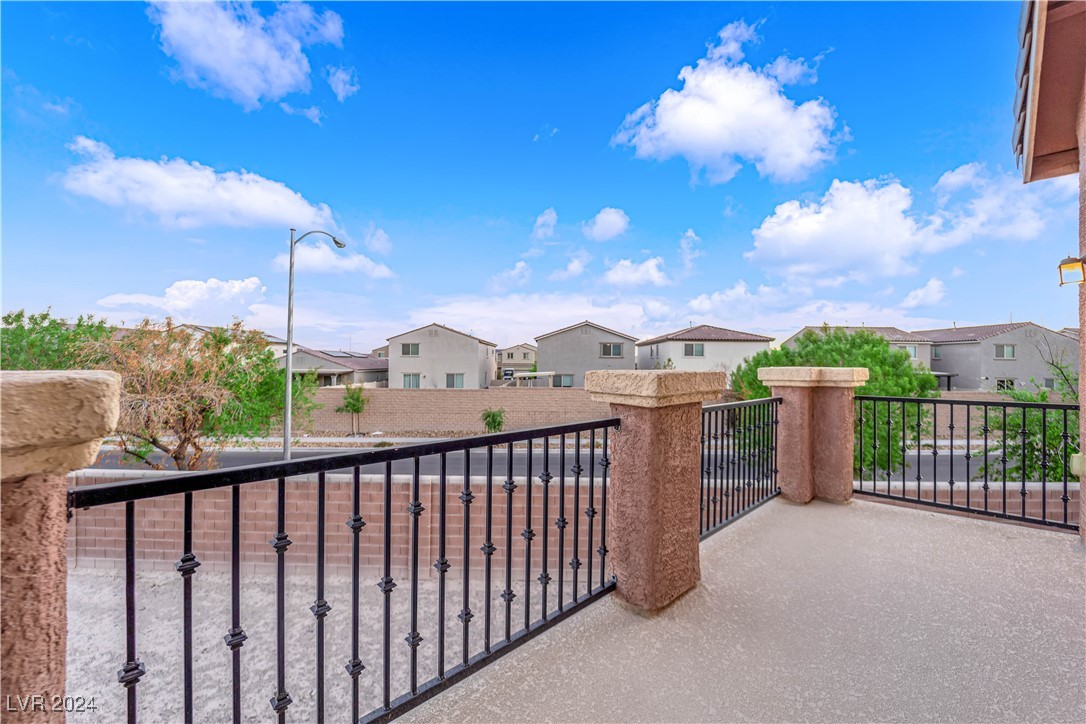 125 Silver Rings Avenue