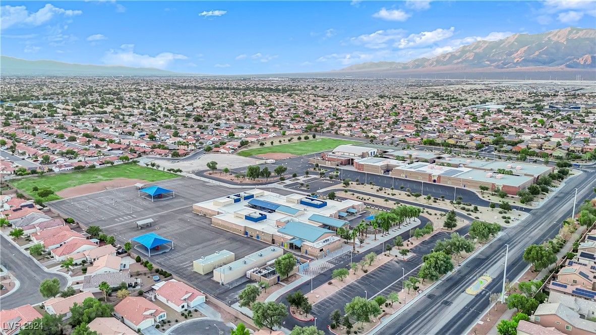 125 Silver Rings Avenue