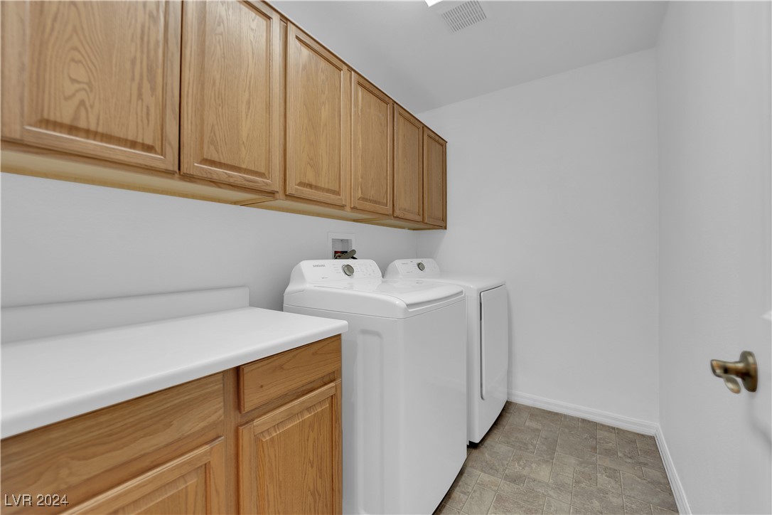 125 Silver Rings Avenue