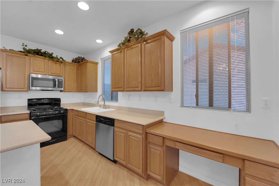 125 Silver Rings Avenue