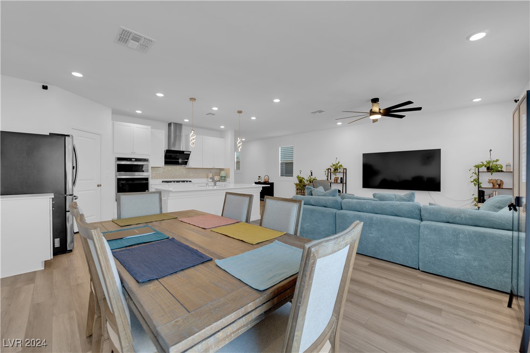 10556 Adobe Ranch Street