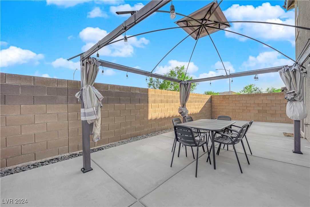 10556 Adobe Ranch Street