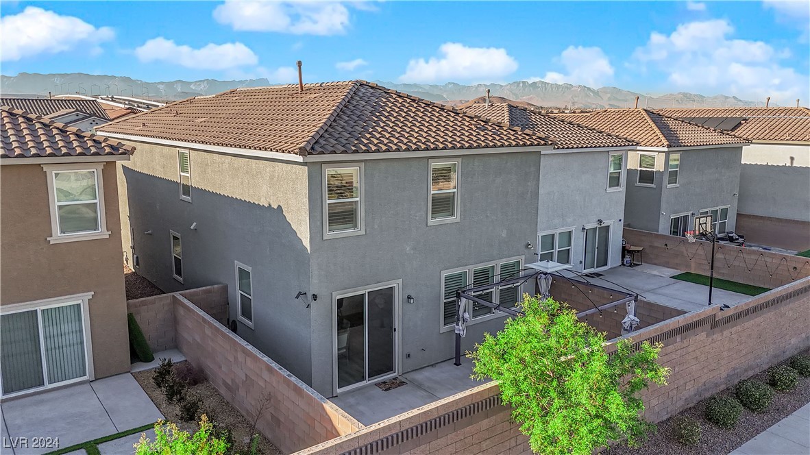 10556 Adobe Ranch Street