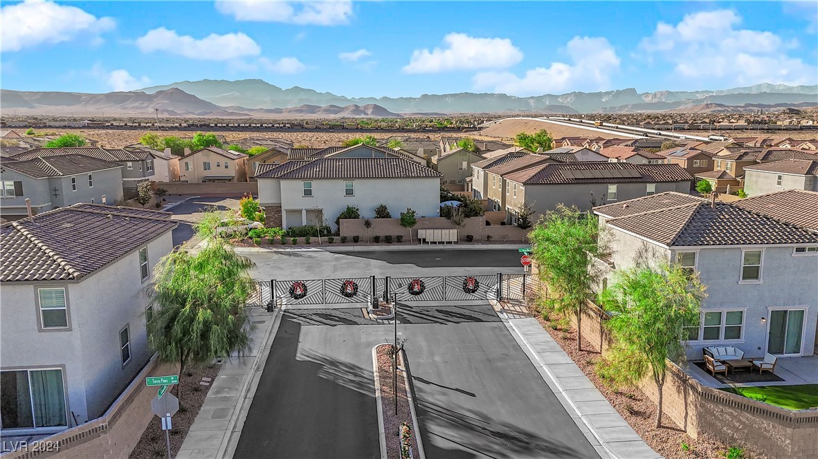 10556 Adobe Ranch Street