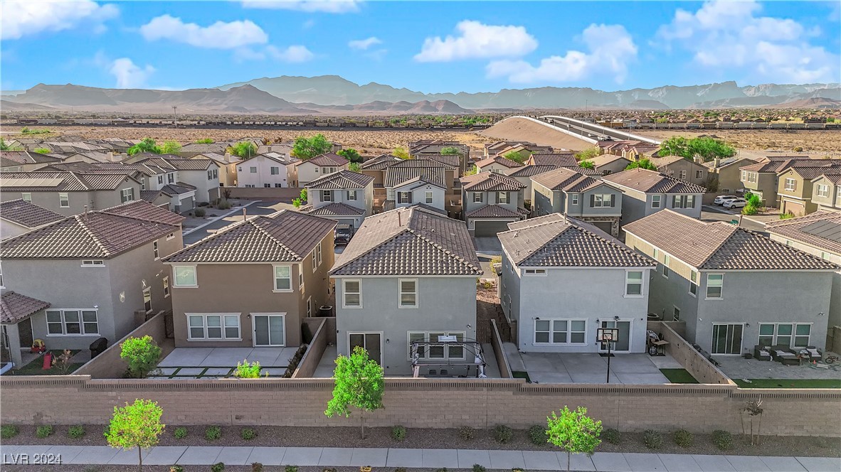 10556 Adobe Ranch Street