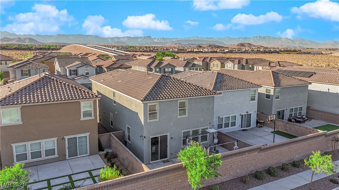 10556 Adobe Ranch Street