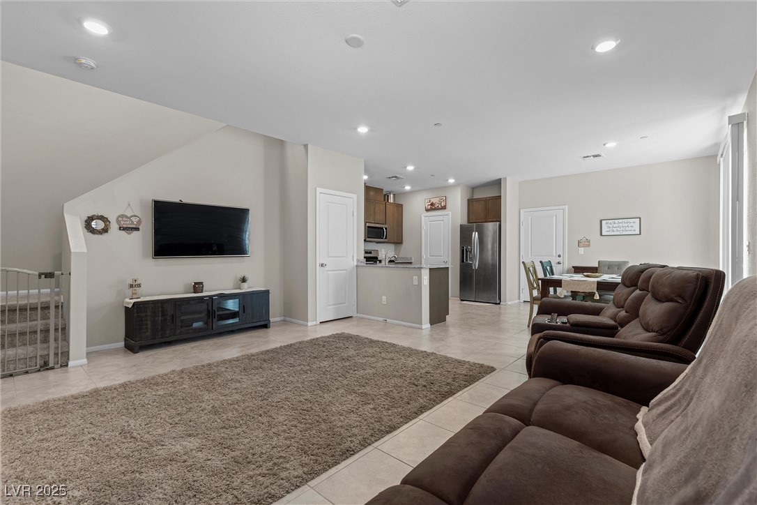 1134 Glistening Acres Avenue