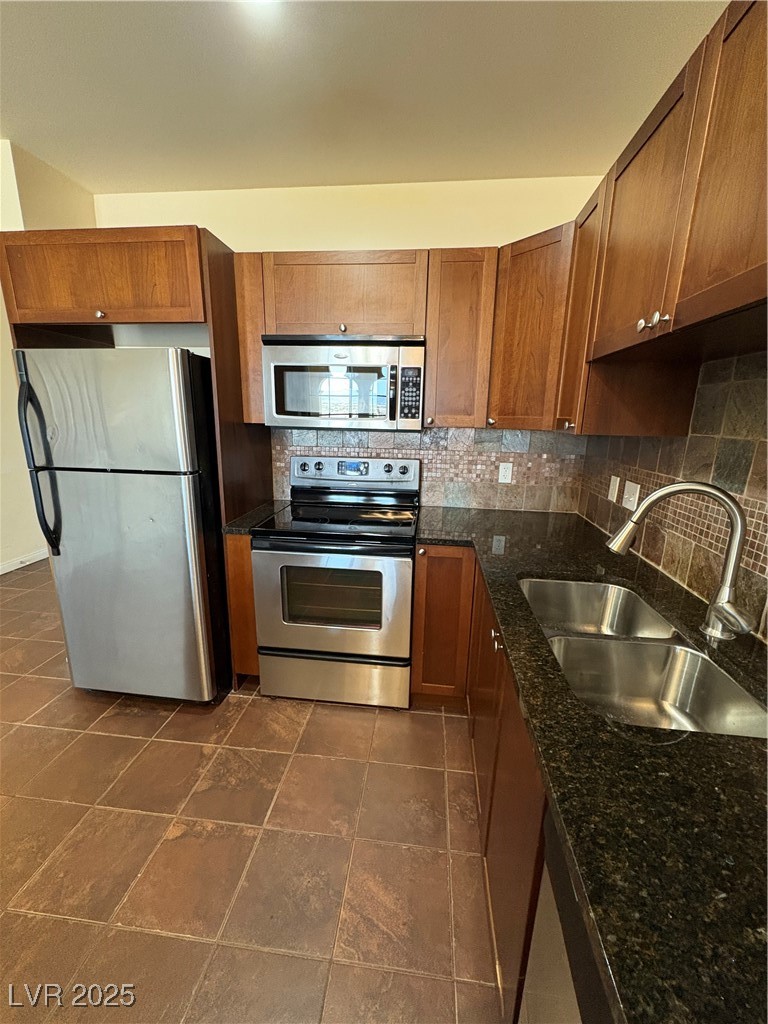 2405 West Serene Avenue 627