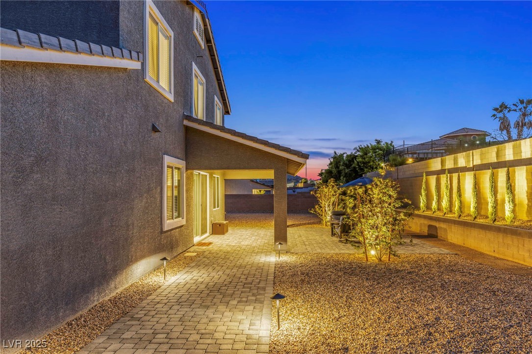 5449 Hickory Tree Street