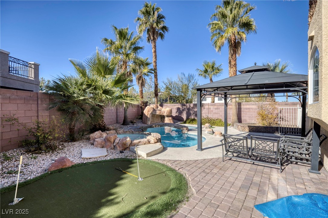 6784 Coronado Crest Avenue