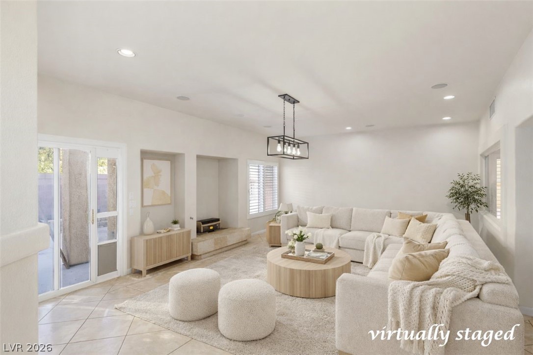 6784 Coronado Crest Avenue