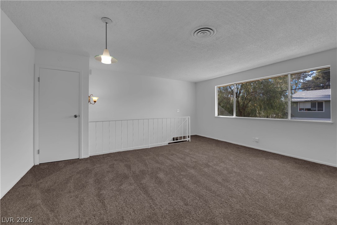 1453 Dorothy Avenue 4