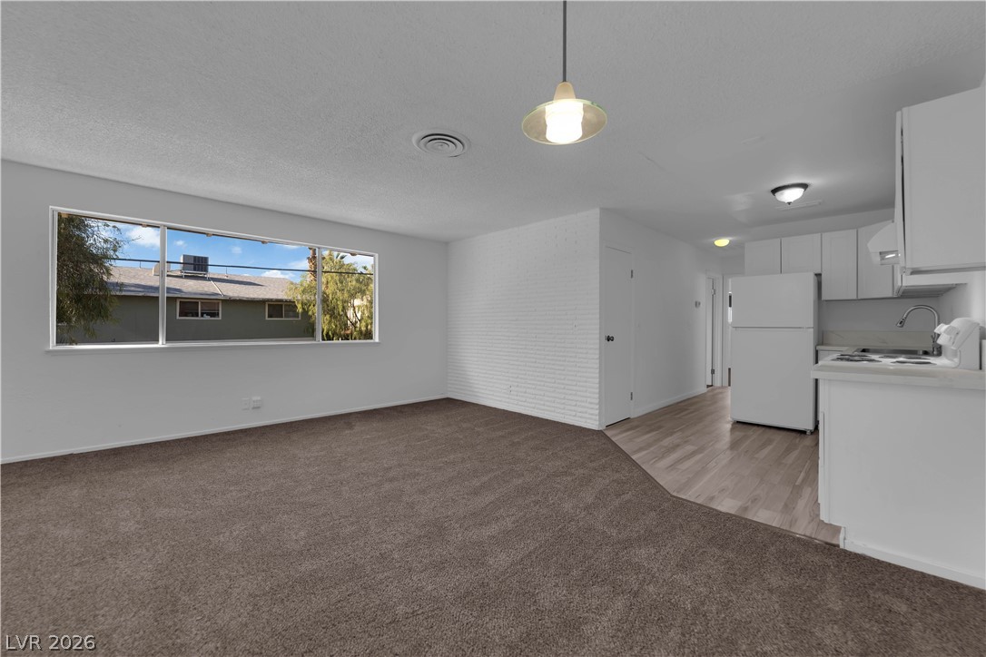 1453 Dorothy Avenue 4