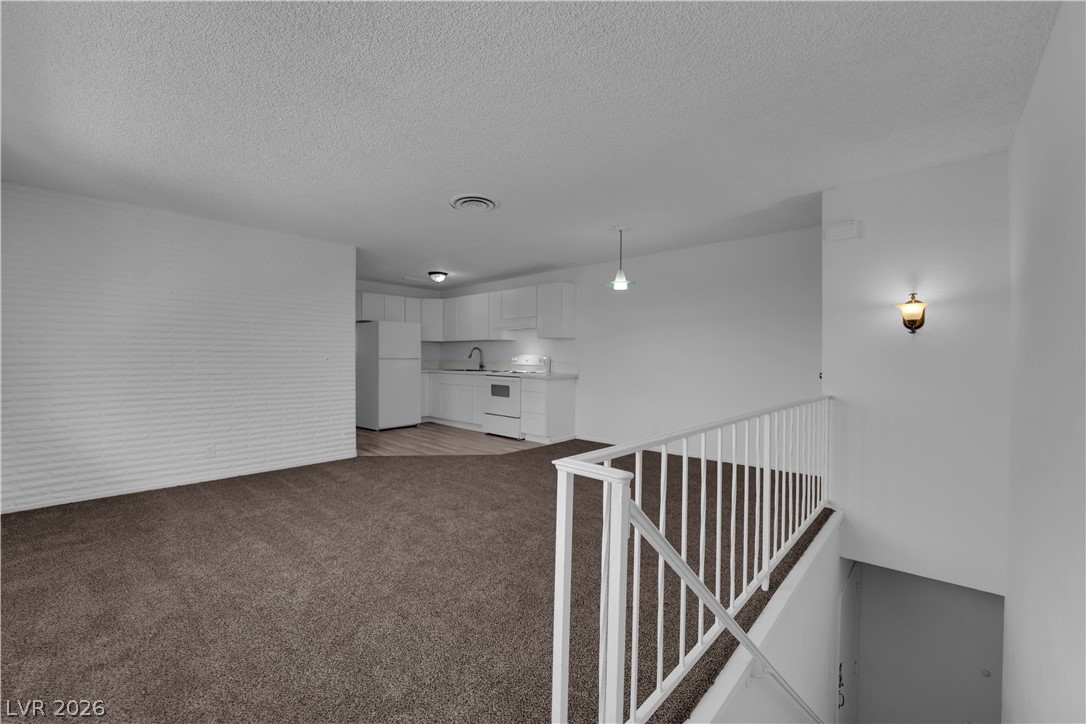 1453 Dorothy Avenue 4