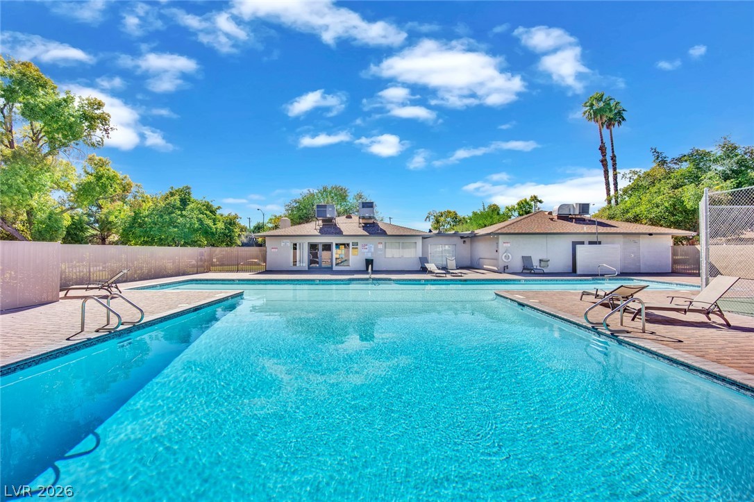 1453 Dorothy Avenue 4