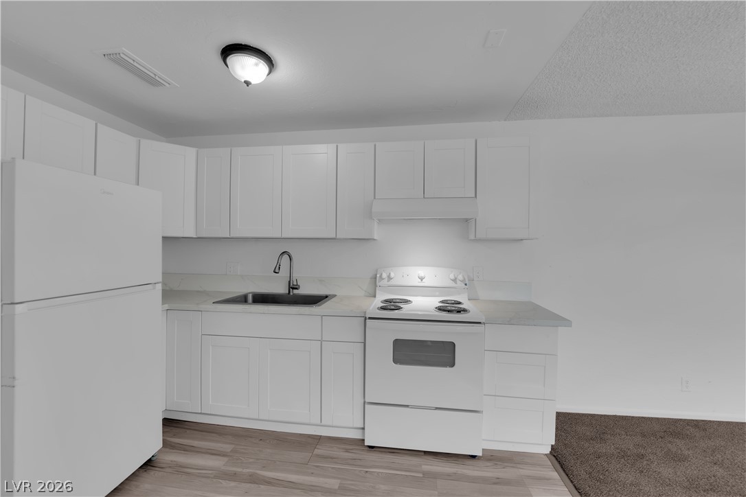 1453 Dorothy Avenue 4