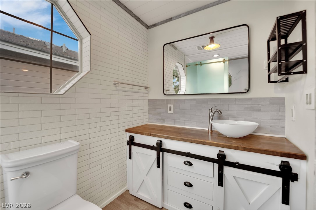 3080 Yankee Clipper Drive