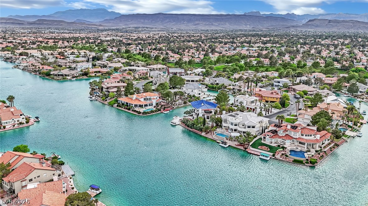 3080 Yankee Clipper Drive