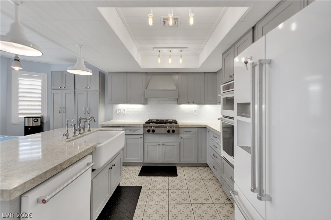 3080 Yankee Clipper Drive