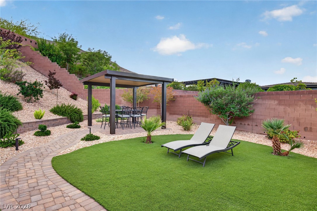 6641 Ruby Desert Court