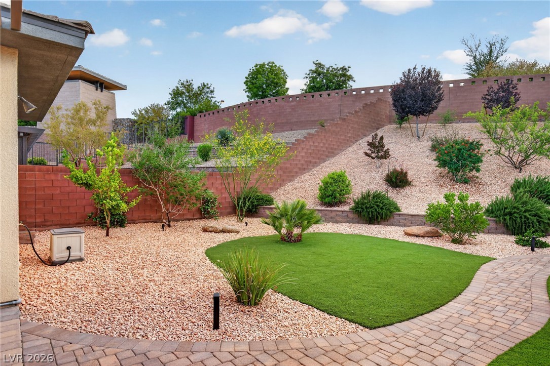 6641 Ruby Desert Court