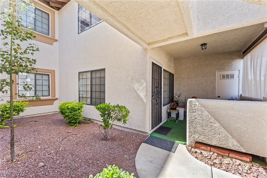 1419 Santa Margarita Street D