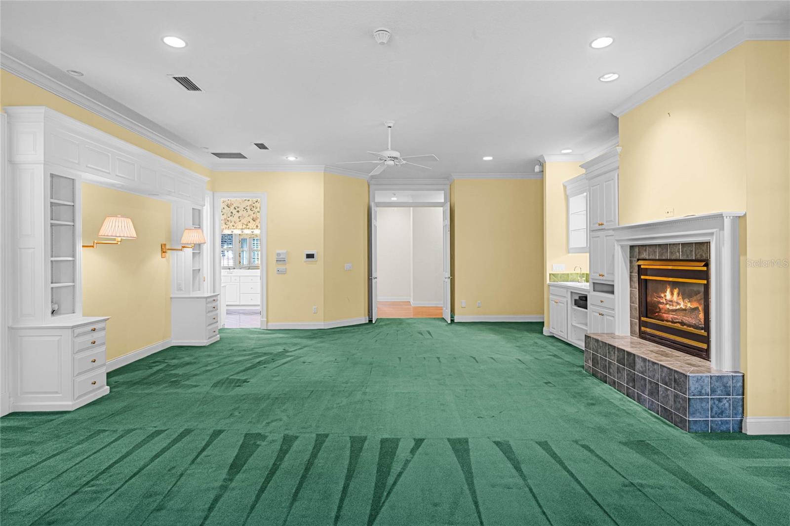 2327 SOUTHERN PINES PLACE