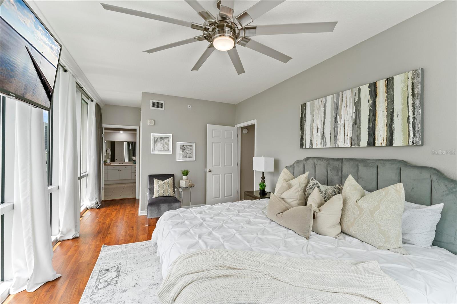 322 E CENTRAL BLVD #710