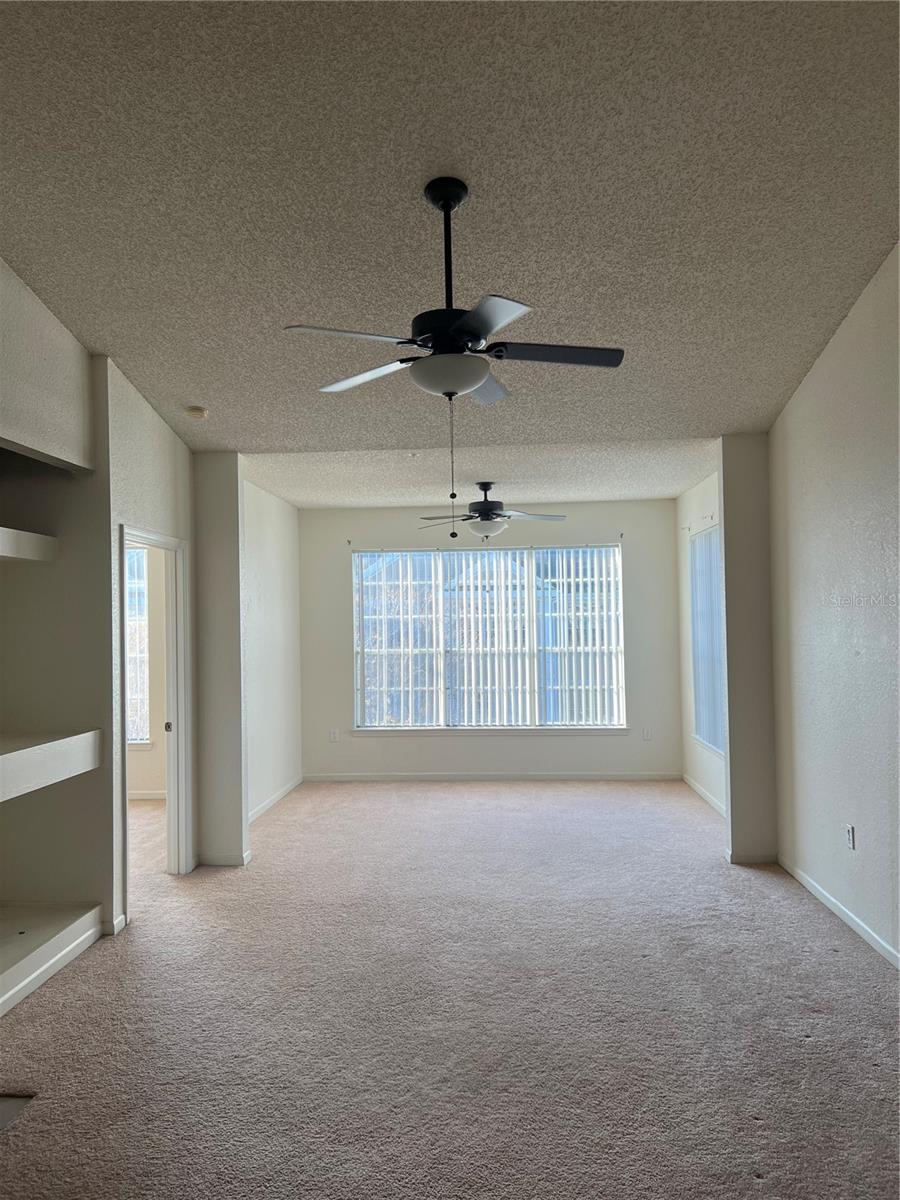 8301 ELM PARK DR #633