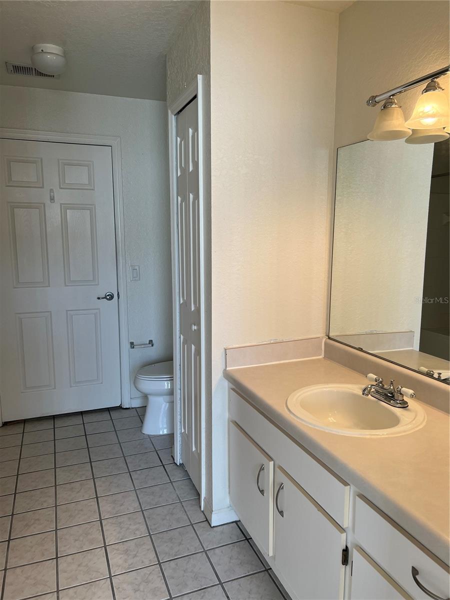 8301 ELM PARK DR #633