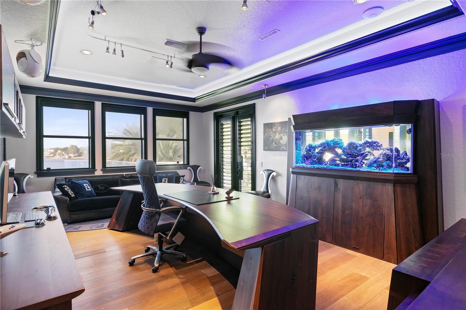 801 W 2ND AVE