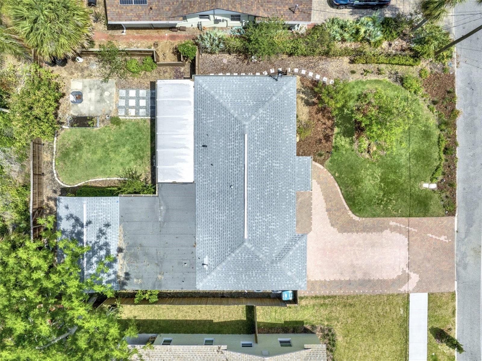 1911 STANLEY ST