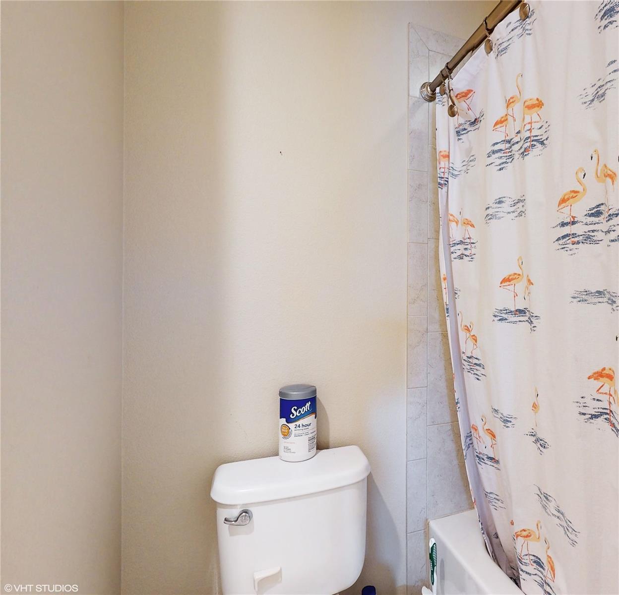 1240 BELLA VISTA CIR