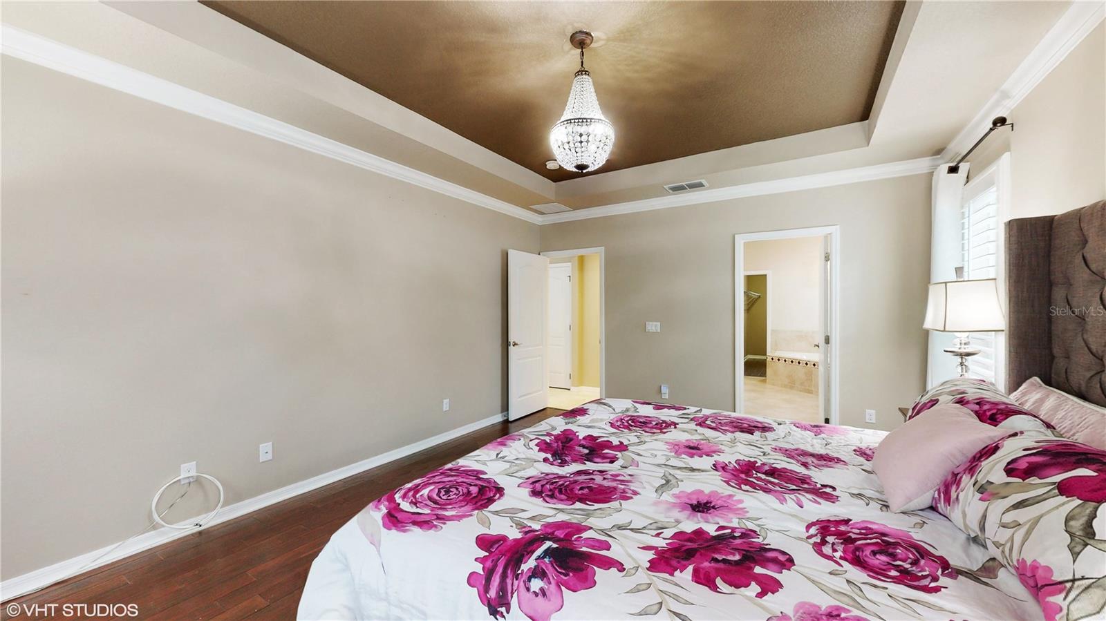 1240 BELLA VISTA CIR