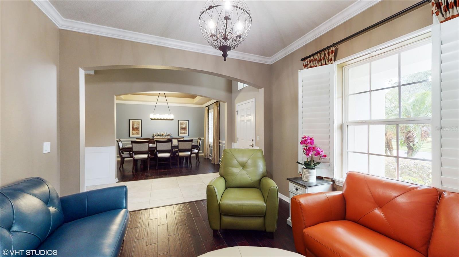 1240 BELLA VISTA CIR