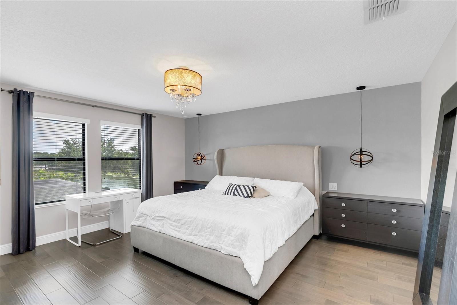 1980 LEATHER FERN DR
