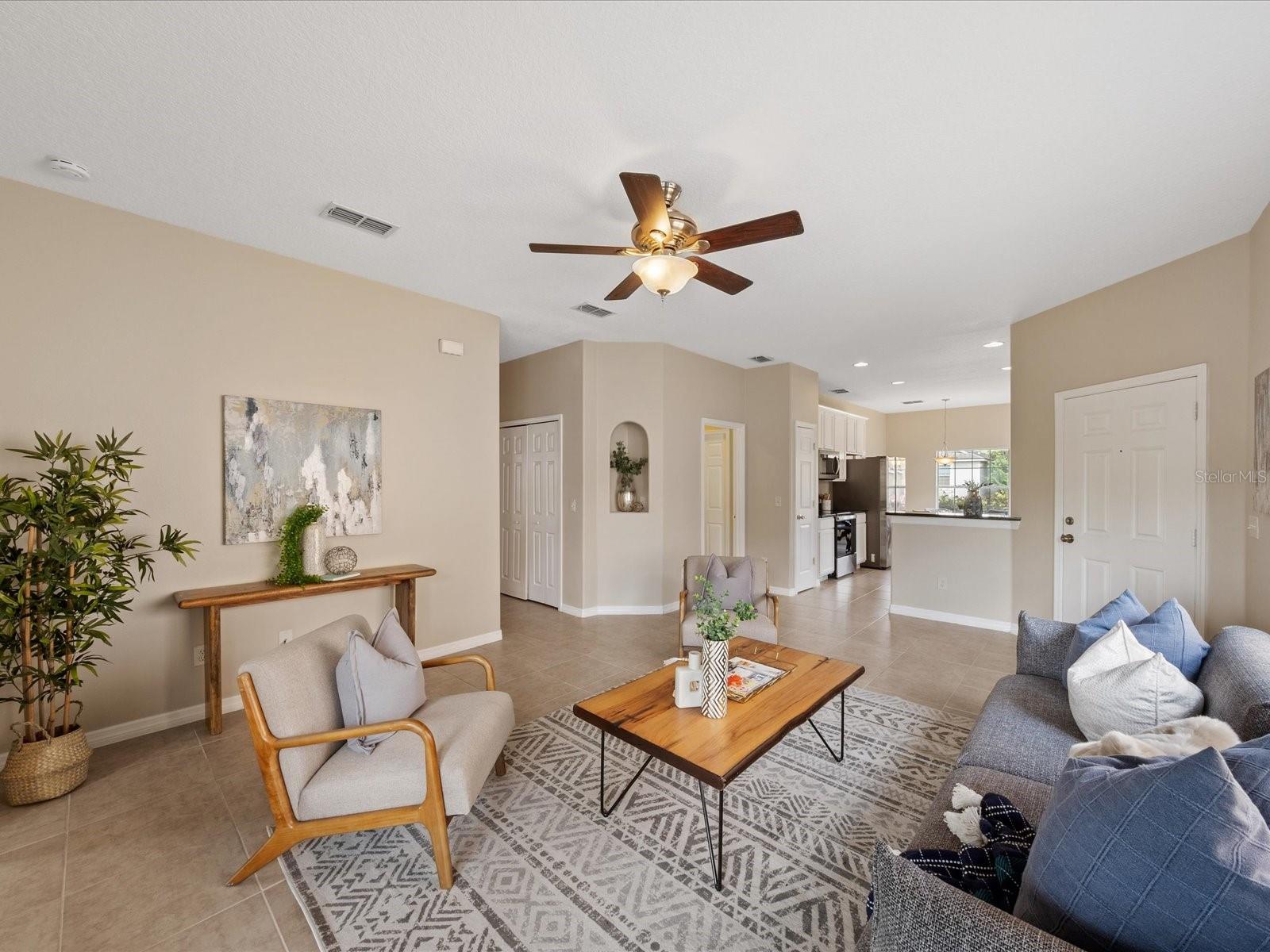557 HIBISCUS COVE DR