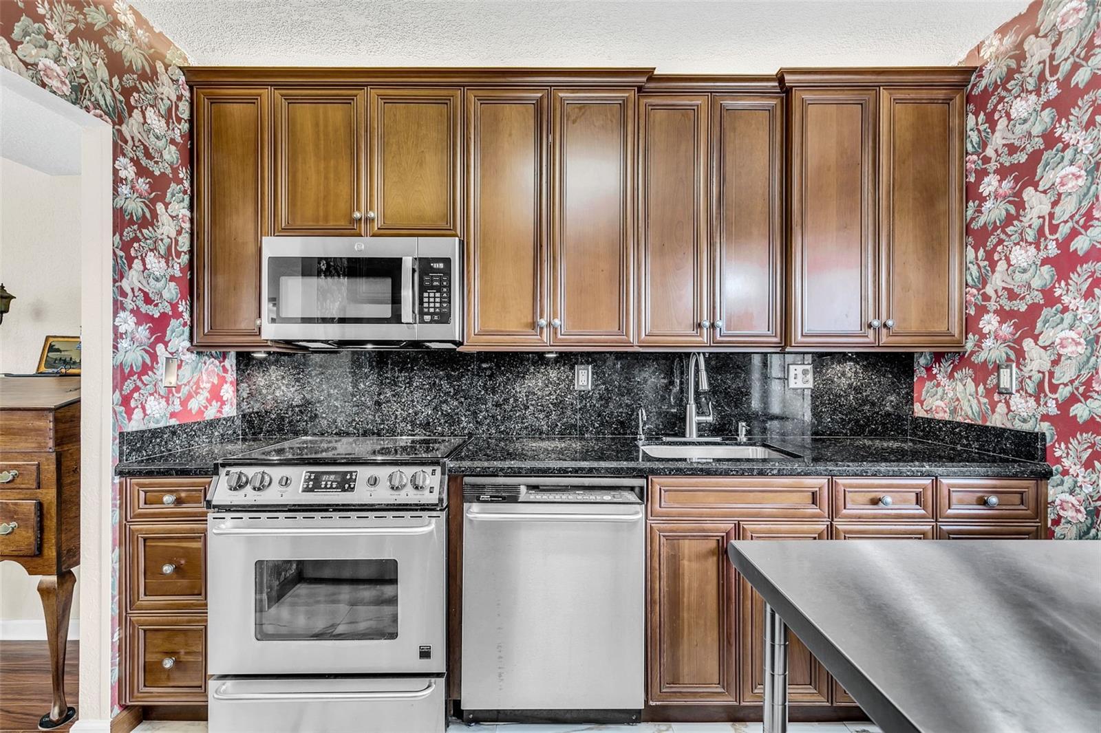 102 S INTERLACHEN AVE #510