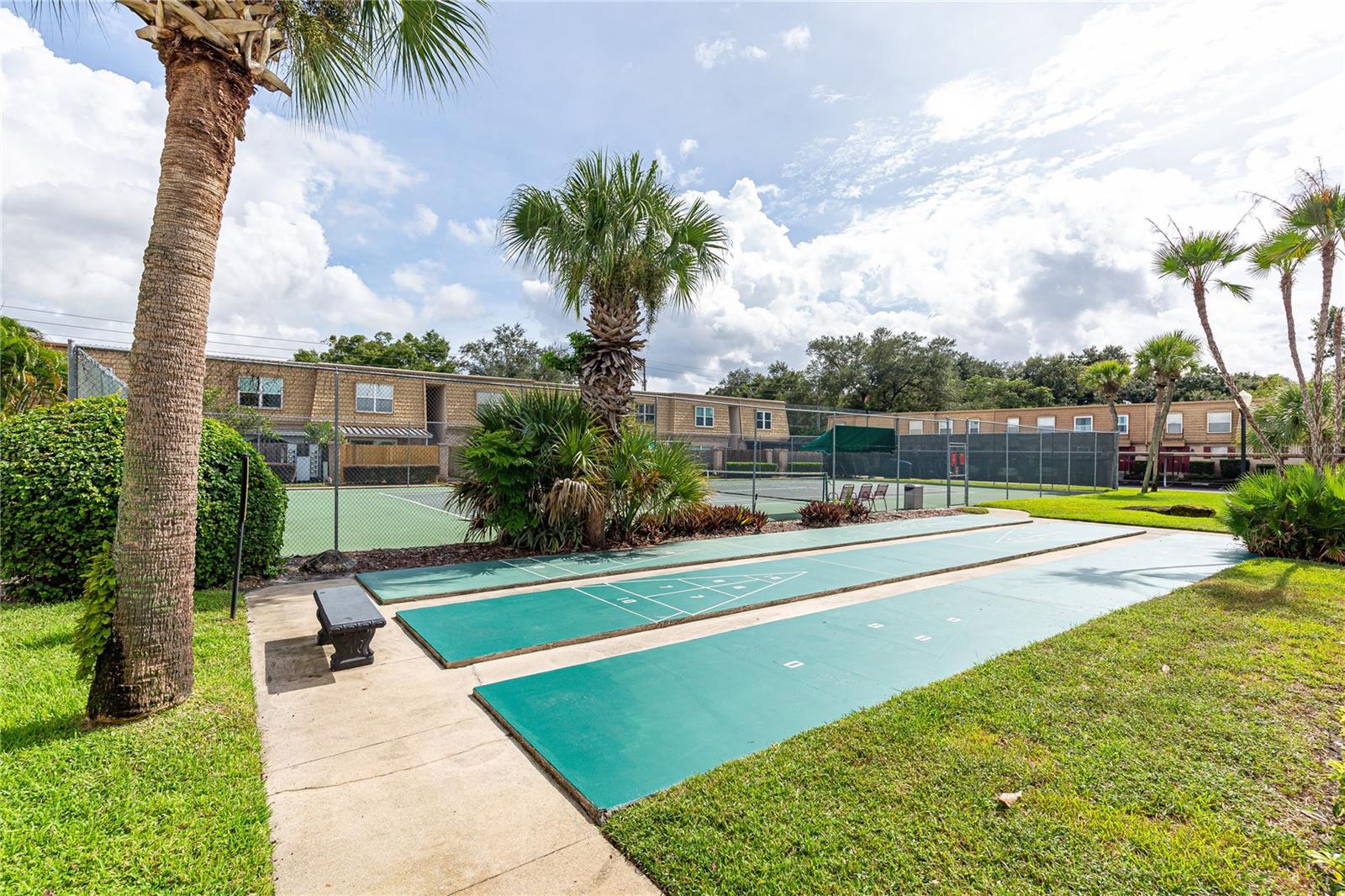 200 SAINT ANDREWS BLVD #609