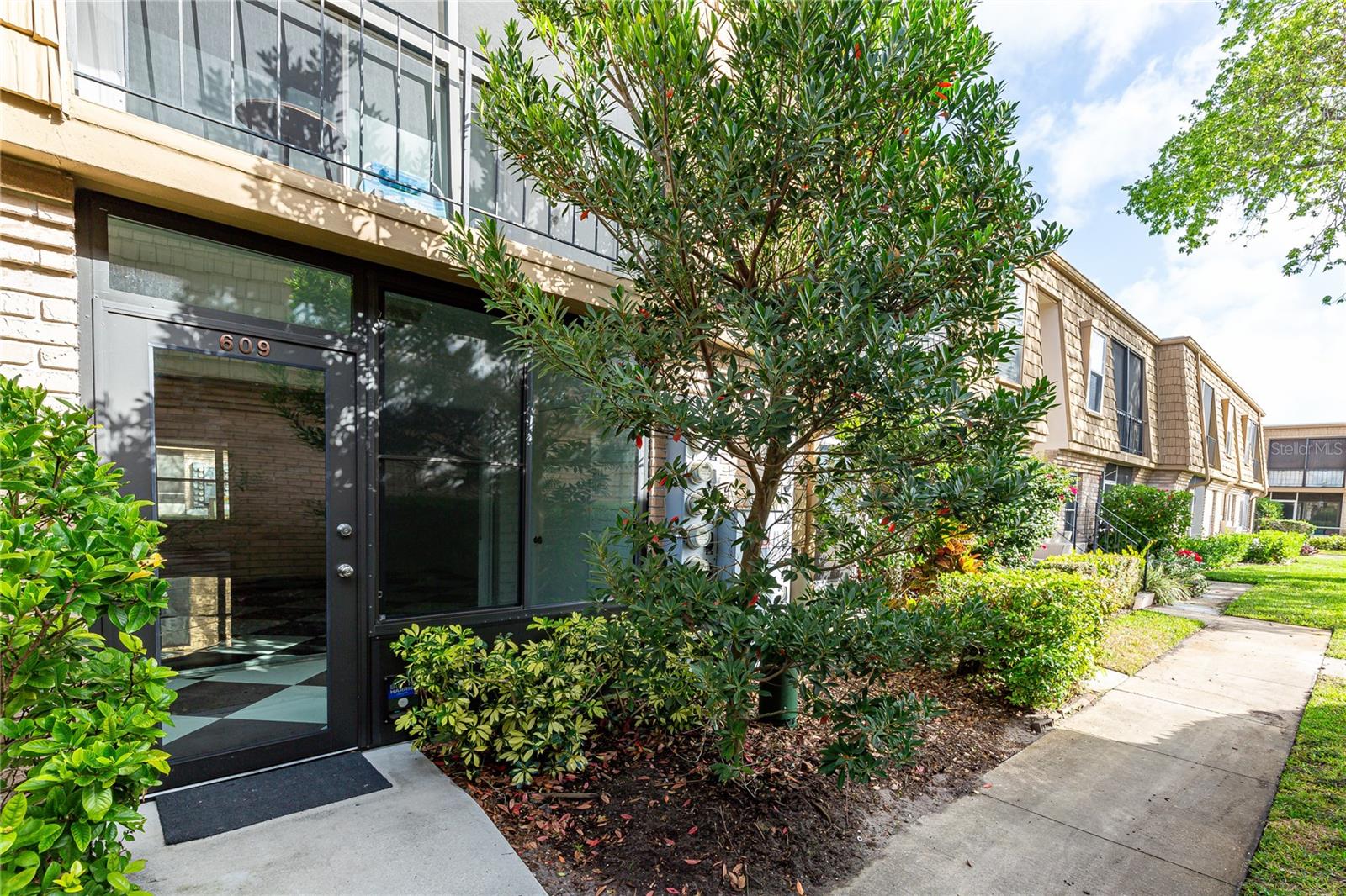 200 SAINT ANDREWS BLVD #609