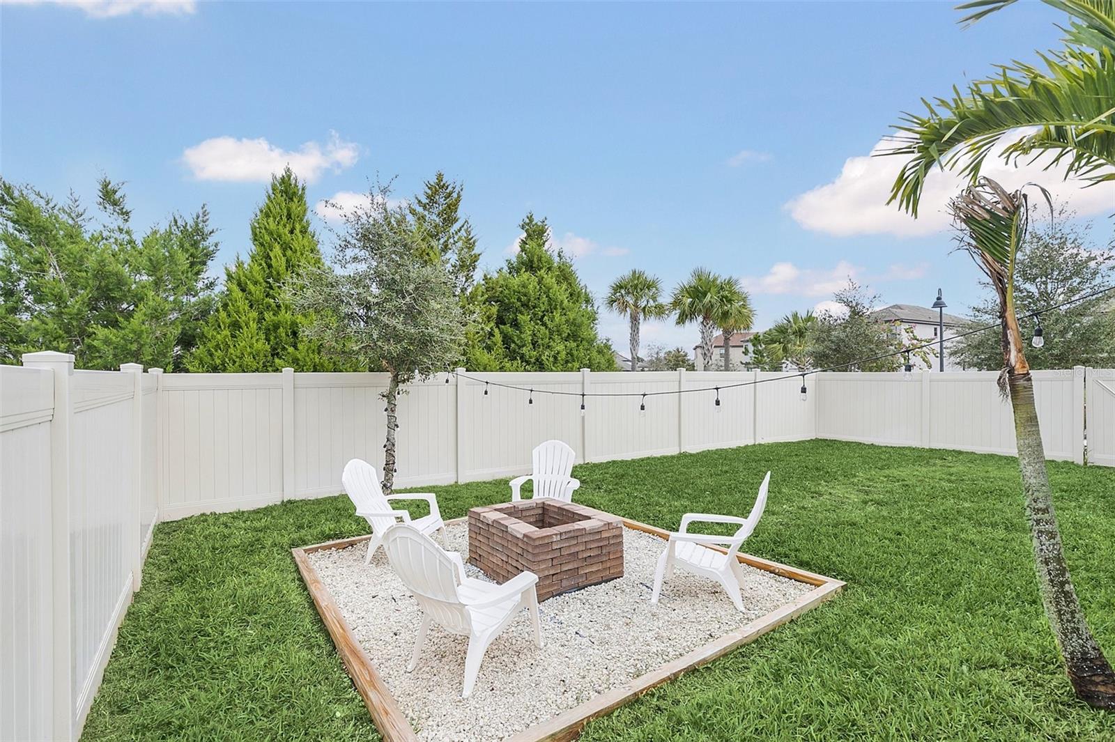 2286 MARSH SEDGE LN