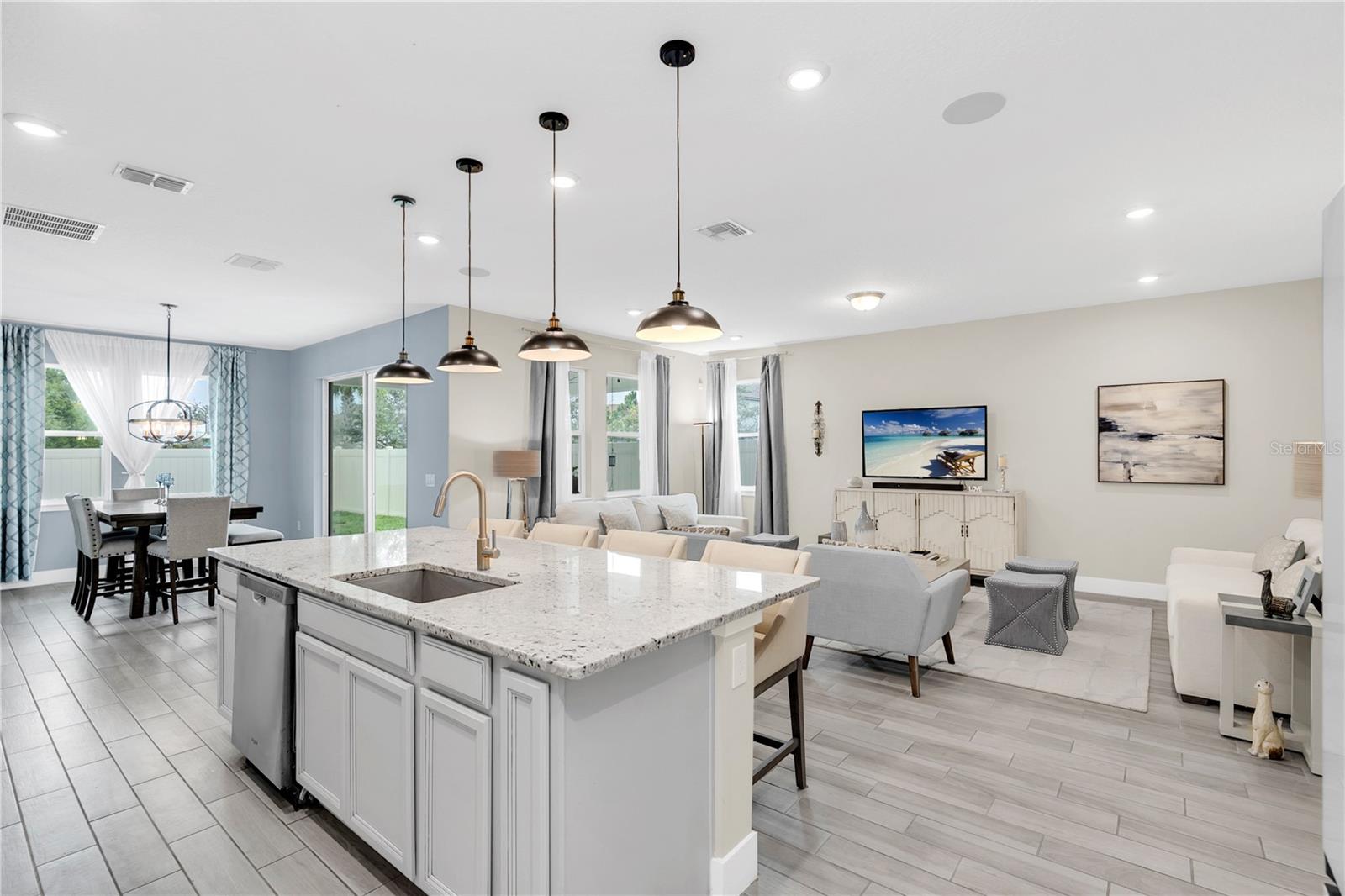 2286 MARSH SEDGE LN
